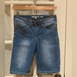 YMI women's bermuda jean short size 5
